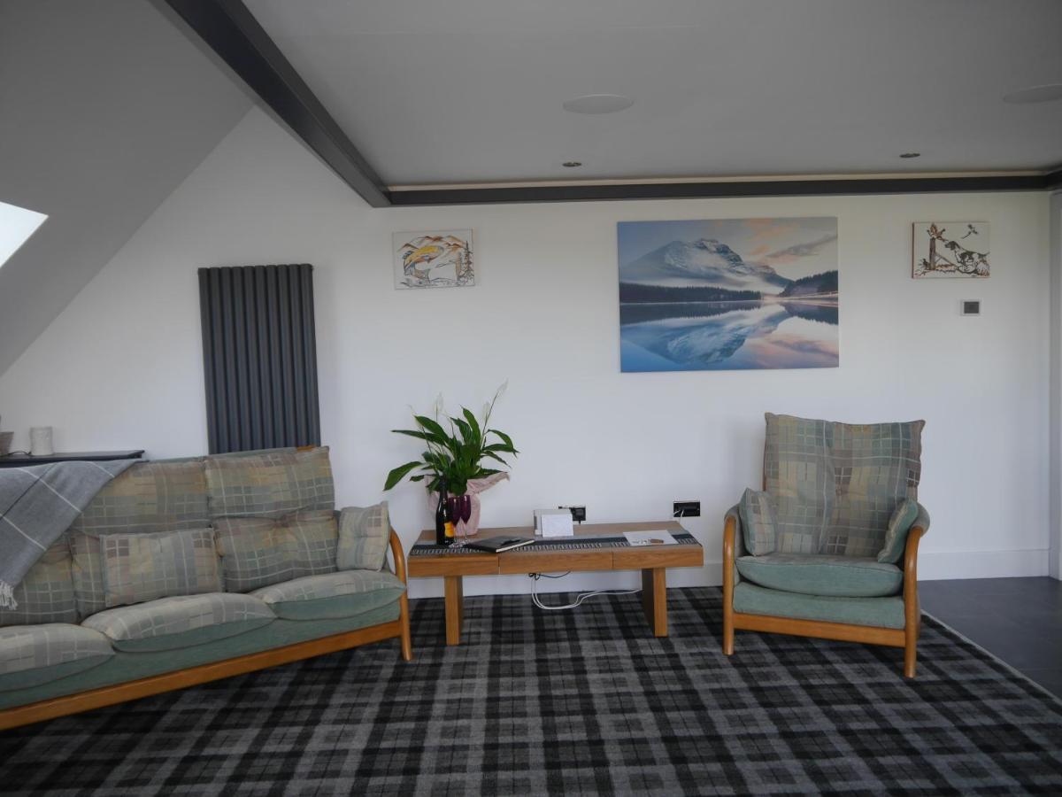 Rest At Last - Highland Apartment With Private Hot Tub Whitebridge  Экстерьер фото